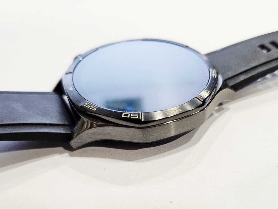 Часовника Huawei Watch GT 5 46mm 00791-26