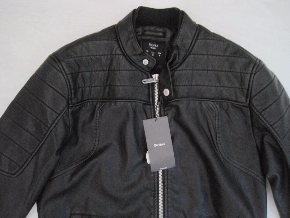 Bershka яке размер М черно