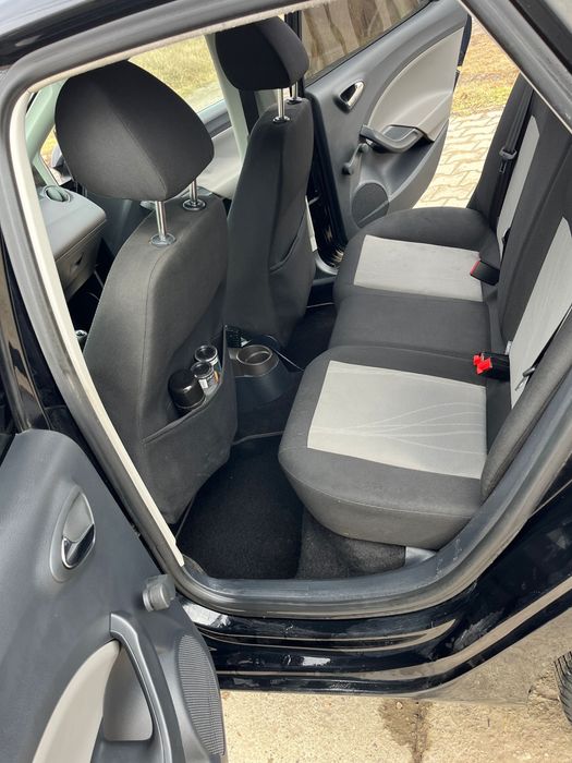 Vand SEAT Ibiza. 1.6 TDI  2013
