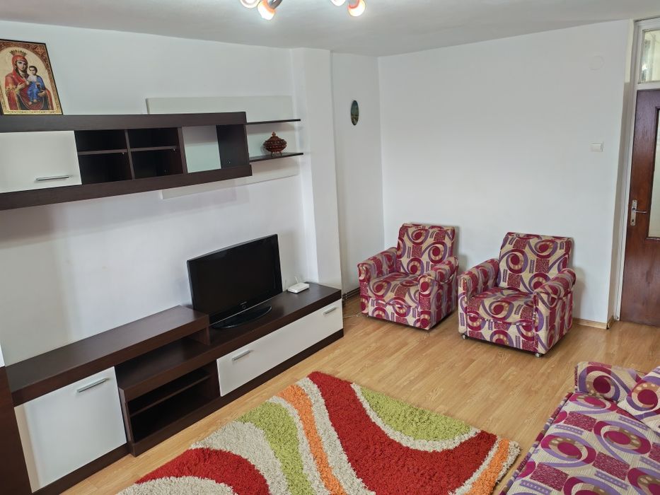 Garsoniera de închiriat