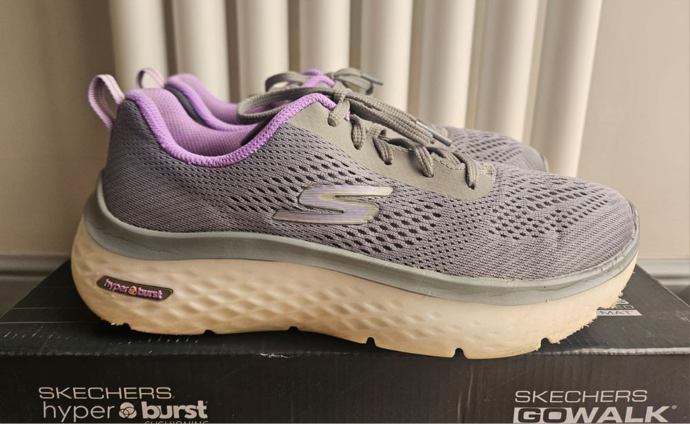 Продам кроссовки “SKECHERS”