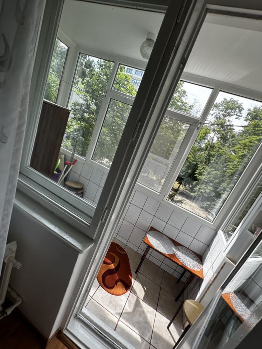 Vand apartament 2 camere semidecomandat zona spitalul mare tomis 2