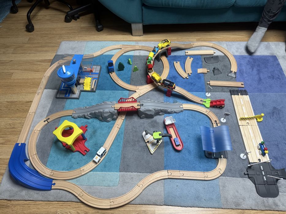 Конструктор на  от дървени части.