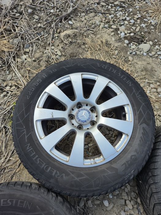 Roti iarna Mercedes Benz E class w212 225/55 R16 Vredstein m+s