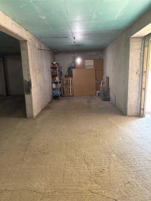 Дава се под наем Склад в Дупница - 30 кв.м за 153 € - Снимка #3