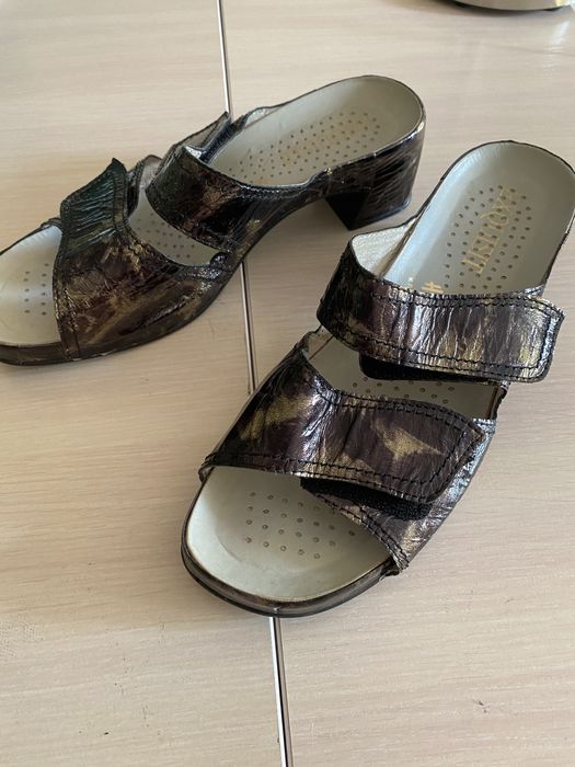 шлепанцы босоножки