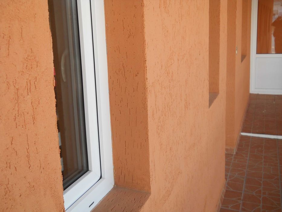 Vanzare vila 6 garsonire si un apartament 2 camere