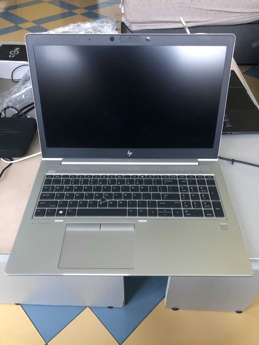 HP EliteBook 840 G6,i5-8365U,8GB DDR4,256GB SSD 15,6"IPS Full HD 1920x1080 audio-Bang & Olufsen,Windows 11 pro