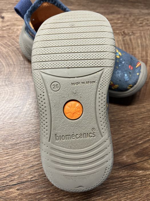 Пантофи biomecanics 26