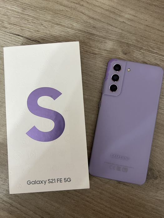 Телефон Samsung S21 FE 5G 128GB