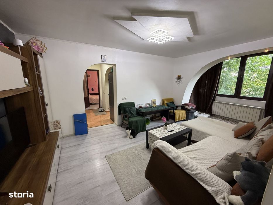 Apartament 3 cam modern complet renovat - mobilat Campina- central