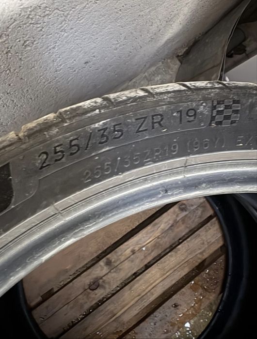 Anvelope Michelin Pilot Sport 4S 225 40 R19 si 255 35 R19