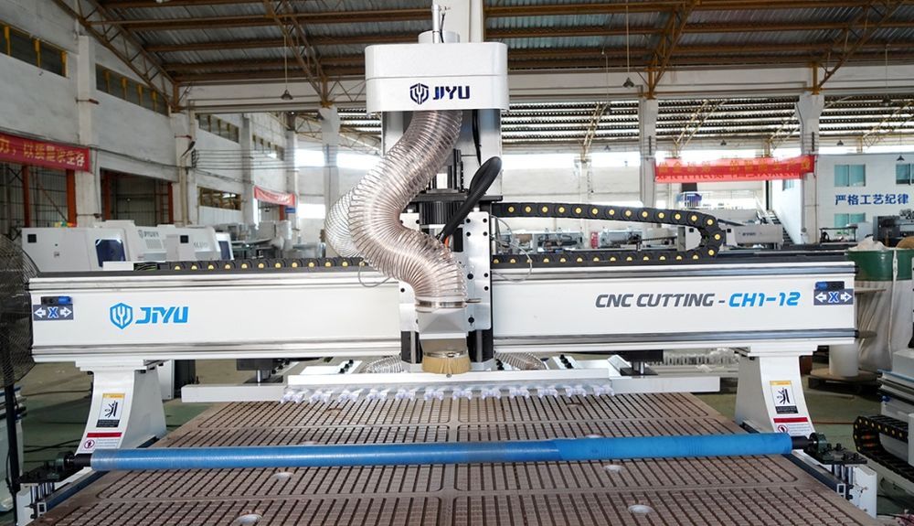 Фрезерный станок с ЧПУ JIYU CH1-12