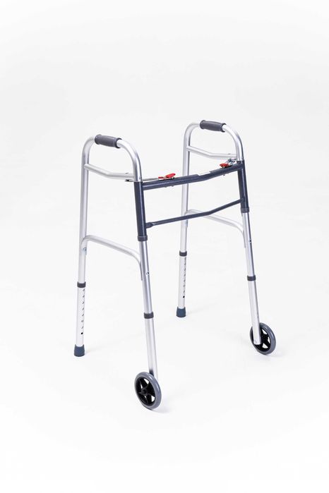 Ходунок с большими колёсами алюминиевые регулируемые  складные.