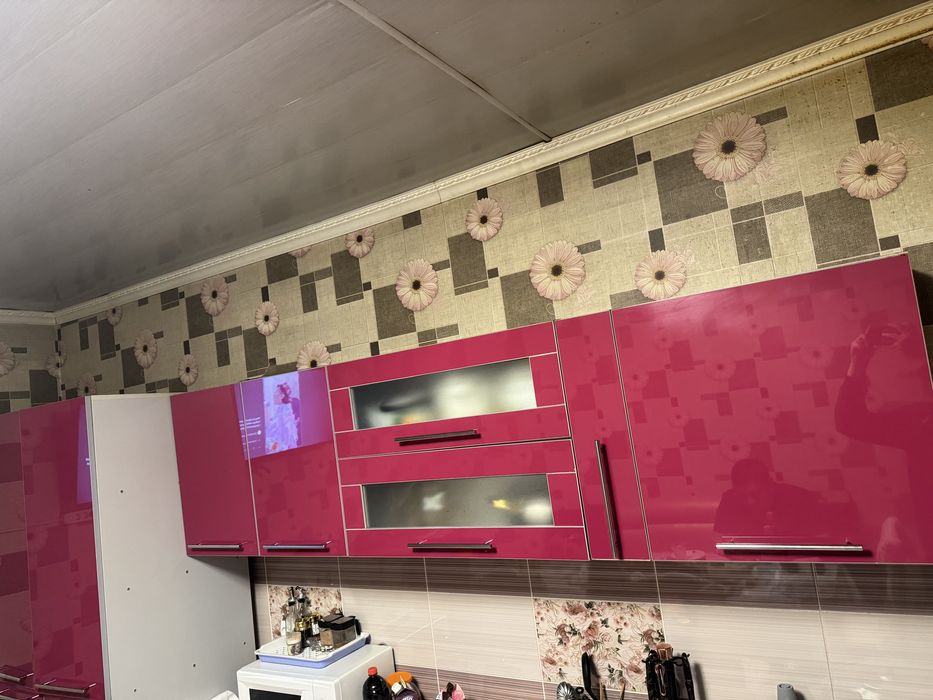 Продам кухонную гарнитуру