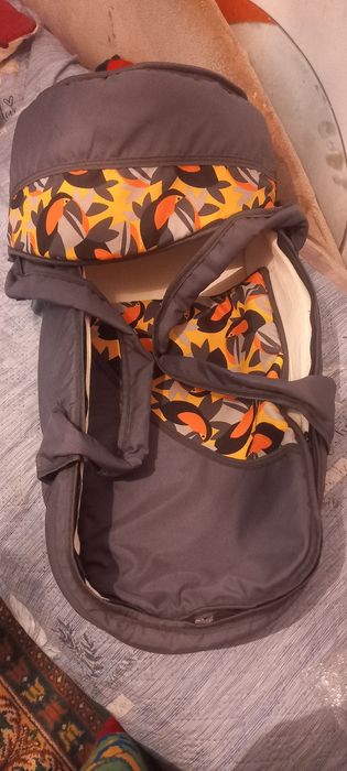 Продам не дорого 2000 новая