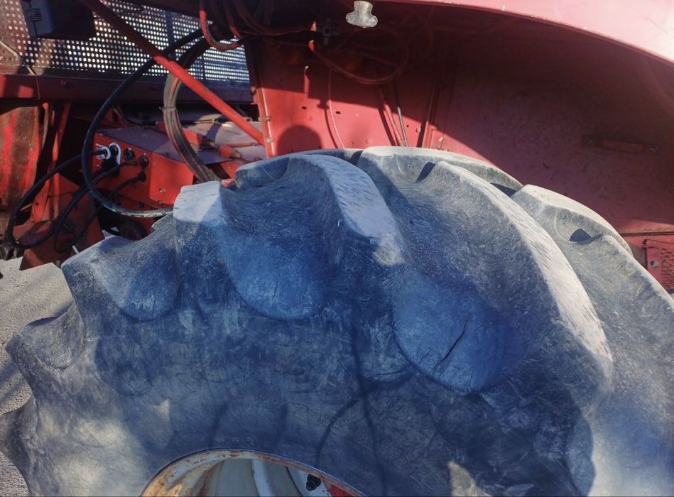 Combina Case IH Axial-Flow 1640 - 180 CP - header porumb + paioase