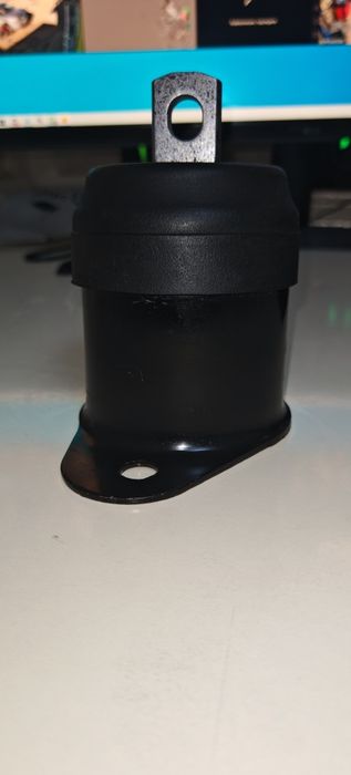 Оригинал! Гидравлическая подушка двигателя Audi A4 — D4 AV-75693-HS