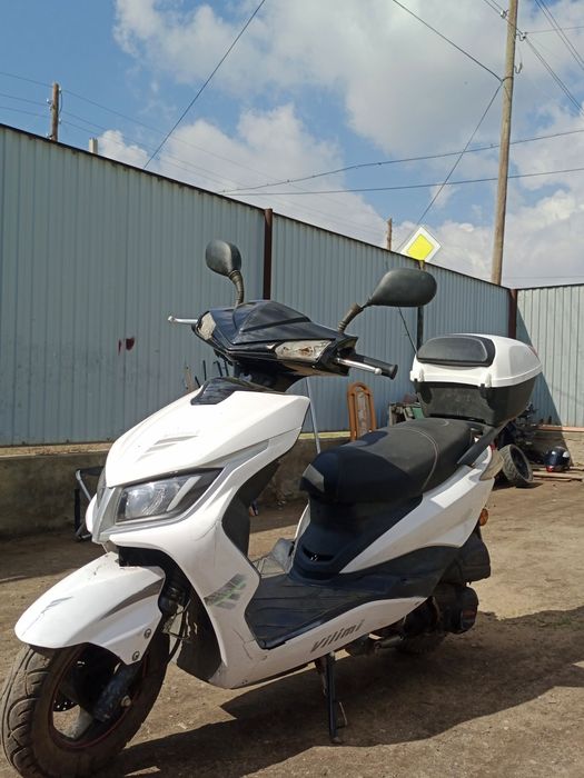 Продам скутер м8