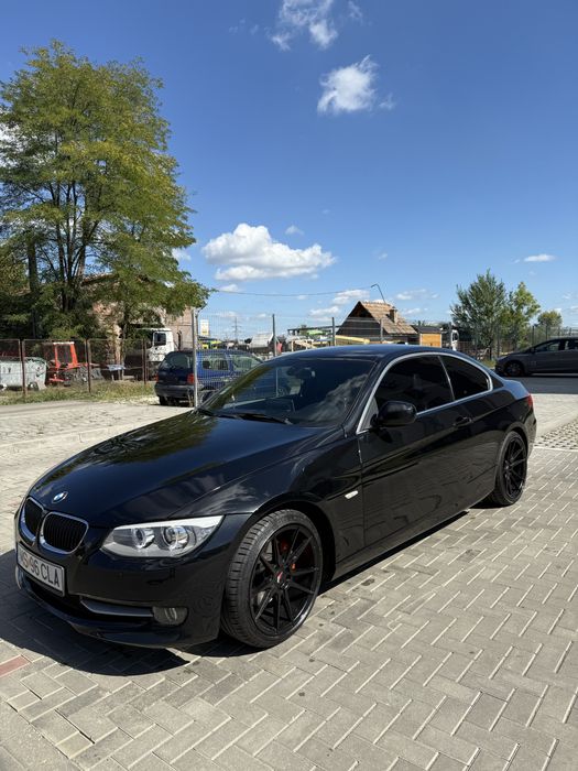 BMW Seria 3 2010 — imagine 2