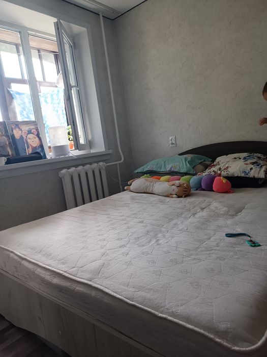 Продам двухспальную кровать