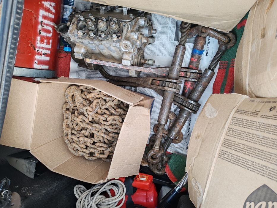 Продам цепи и бумеры.