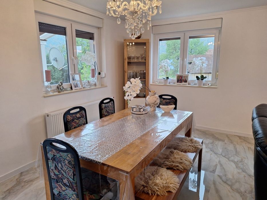 Vand casă in Lipova, Județul Arad