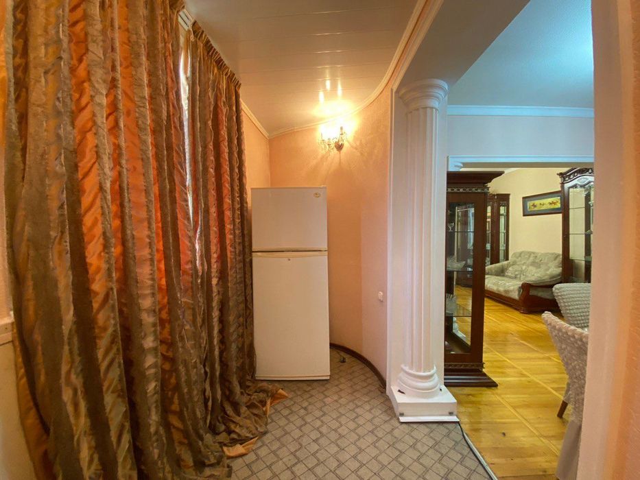 Сдаю свою 3-ком. квартиру у Метро Айбек. Angel’s Food.