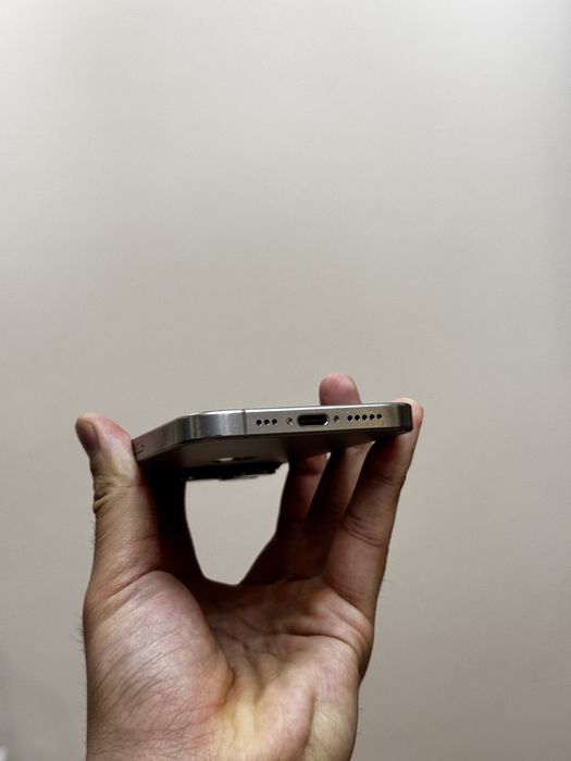 Iphone 15 Pro. 256гб