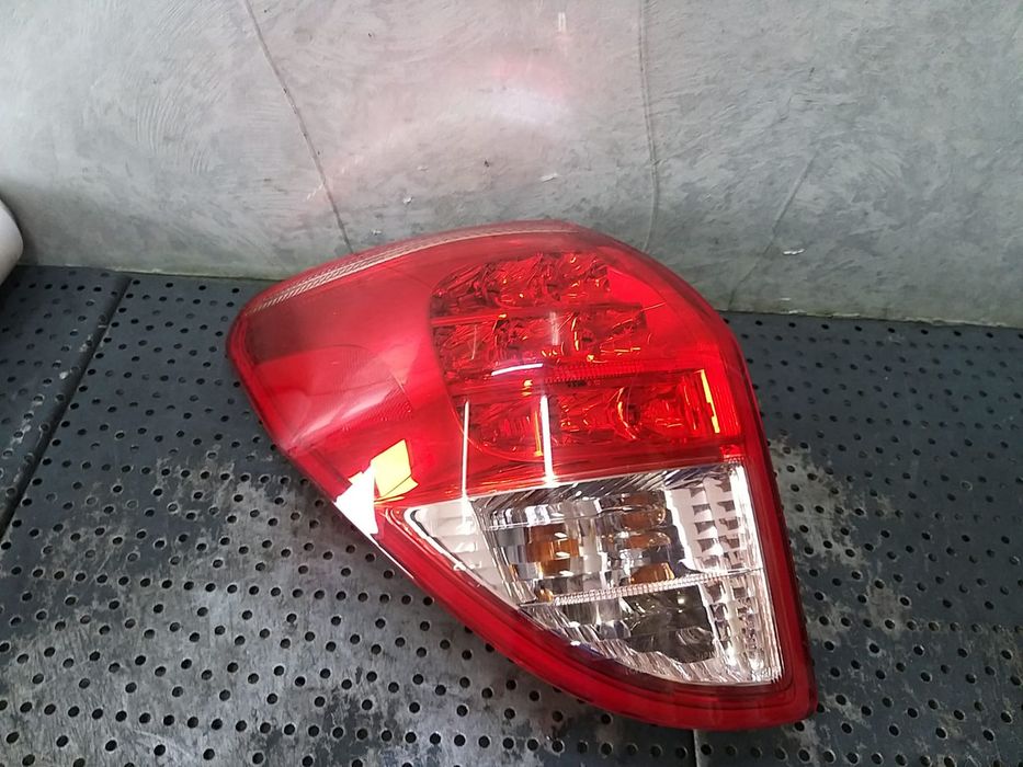 Stop tripla lampa stanga toyota rav 4 3 a3
