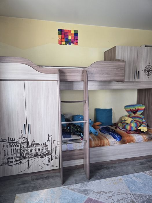 Двухярусная кровать