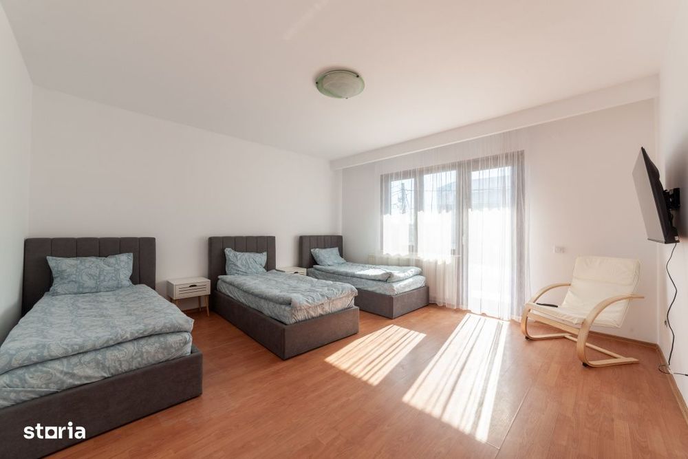 Casa spatioasa cu 8 camere - Pitesti - 0% Comision