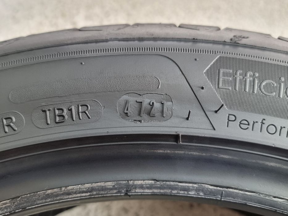 225/45/17 Goodyear 2Броя: 140€ 7.5мм