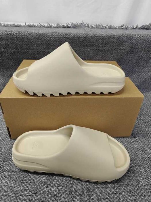 #STOC LIMITAT# Yeezy Slide Bone Papuci Yeezy Bej - Livrare Verificare -