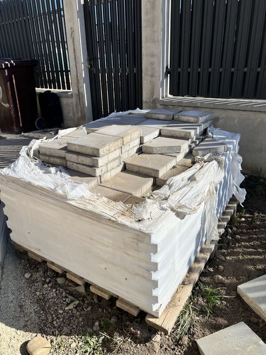 Pavele/dale pentru trotuar