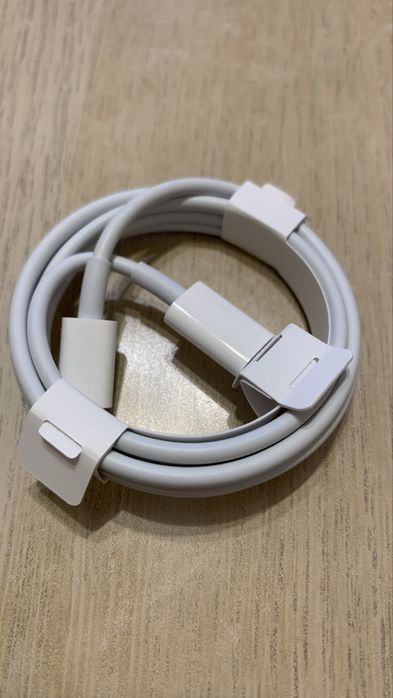 Кабель Apple USB TypeC (M) Lightning (M) 1 метр