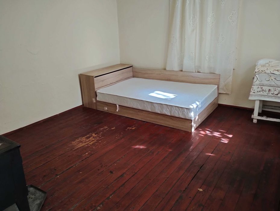 Продавам къща в село Попица