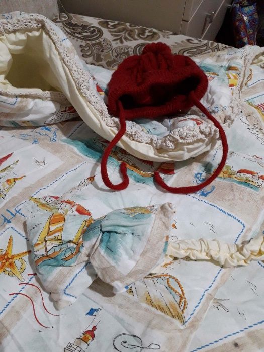 Конверт-одеяло и шапочка