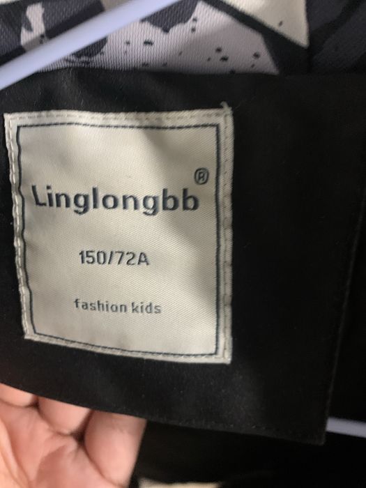 Продам куртку на мальчика