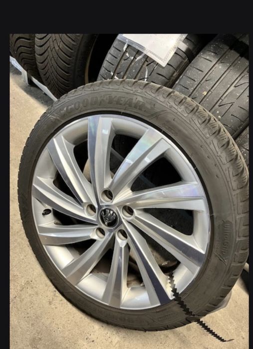 Vand Roti Skoda 18