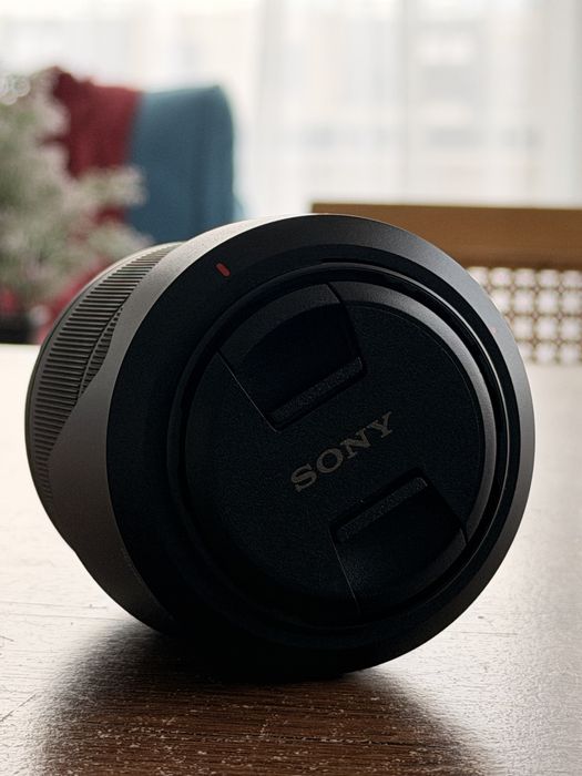 Sony FE 3.5-5.6/28-70 Обектив