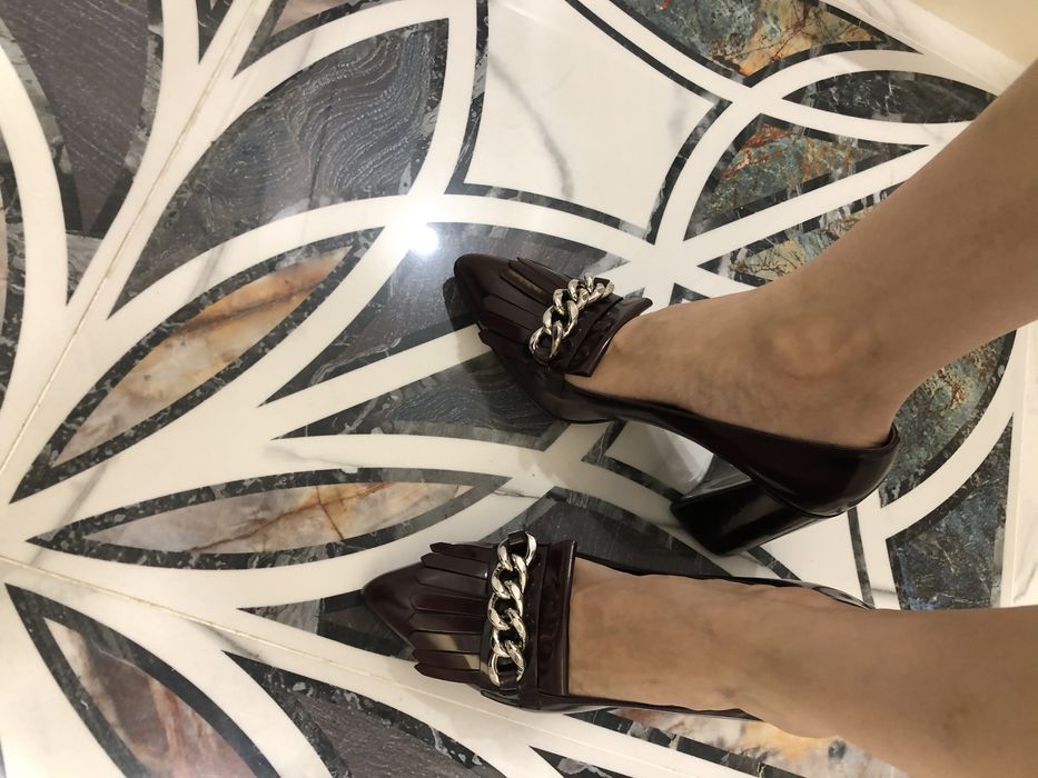 Новые шикарные туфли