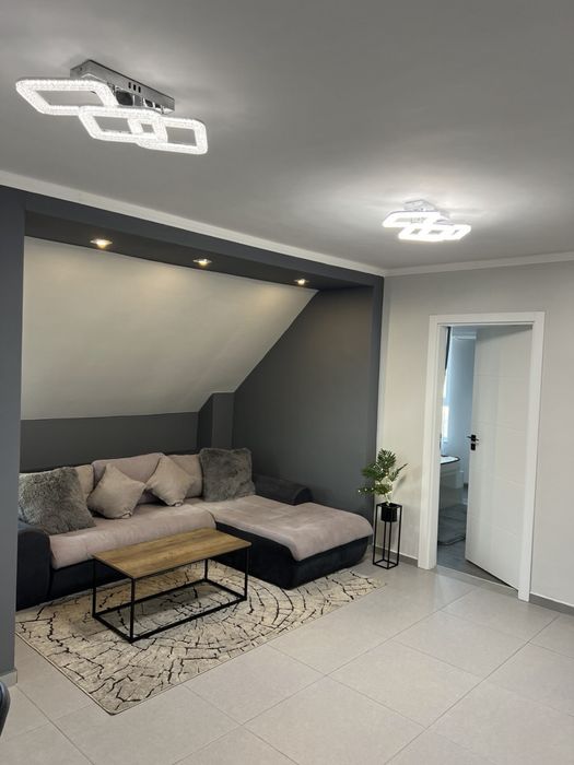 Тристаен под наем до ВМИ