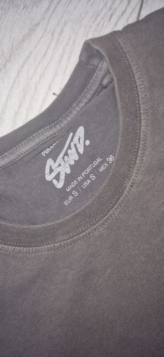 Tricou gri pull and bear