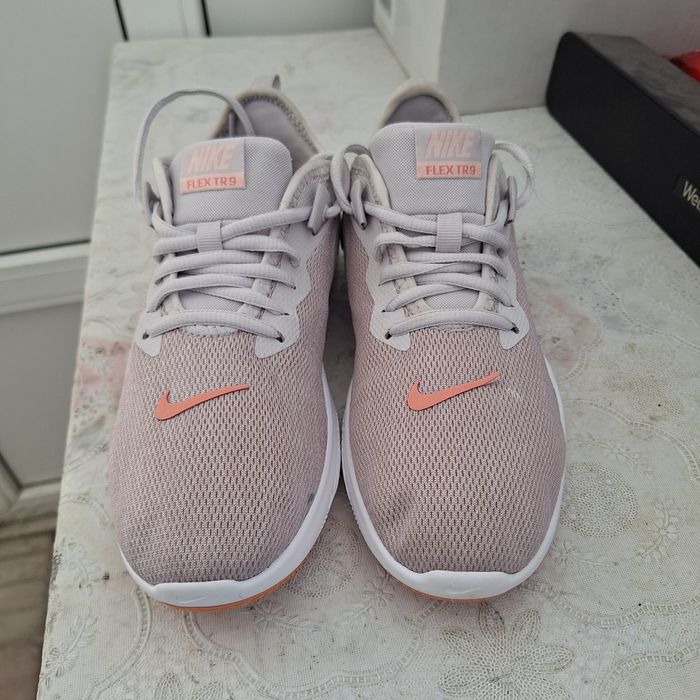 Nike nr 38,5 stare bună