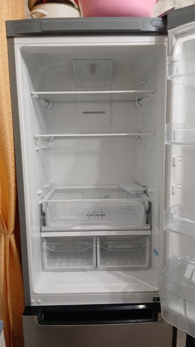 Продам холодильник