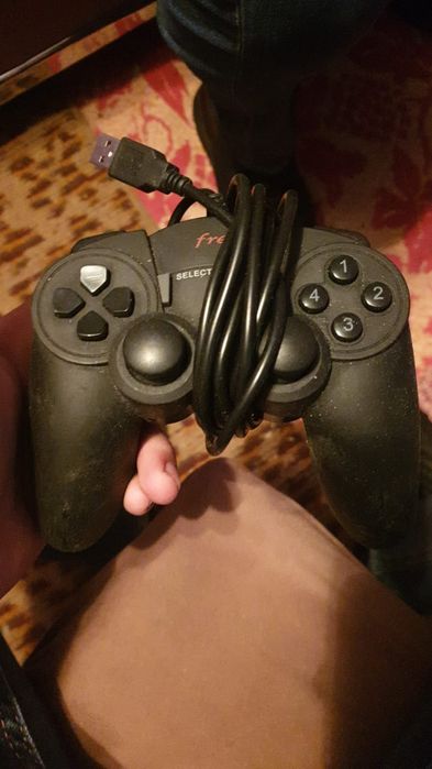 Vand pc bun de unitate gaming