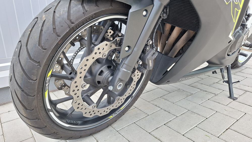 MotoFly vinde Honda cbr650r an 2016