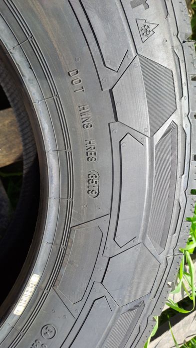 1бр. Нова 215/75/16C Continental, Бусова