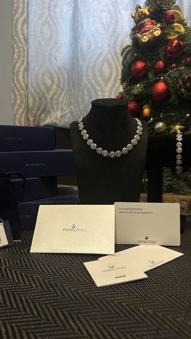 Swarovsky angelic silver set